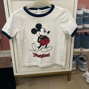 Disney Micky Mousd shirt (xs)